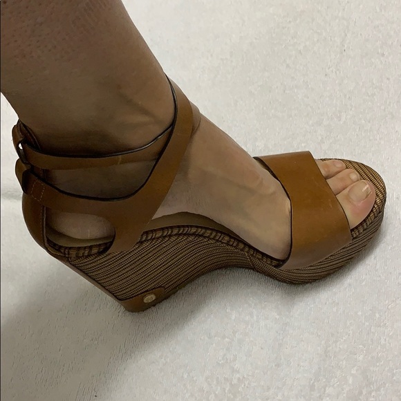 Jimmy Choo size 40 wedges - Picture 6 of 7